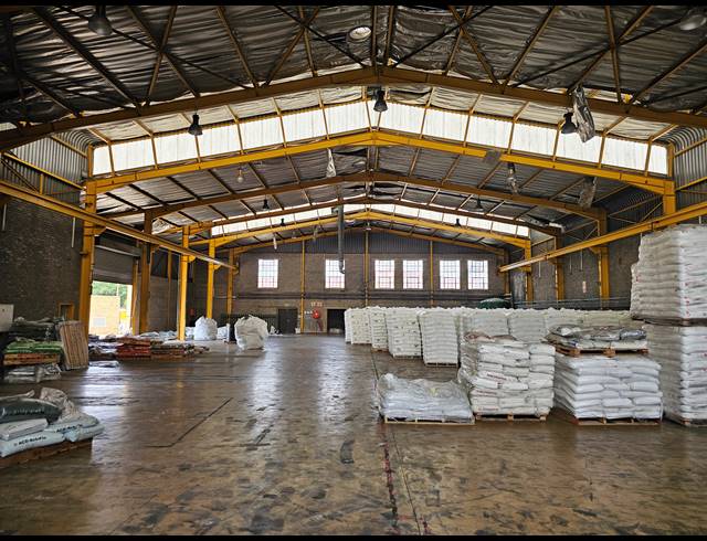 1,000M² FACTORY FOR SALE IN KYA SANDS